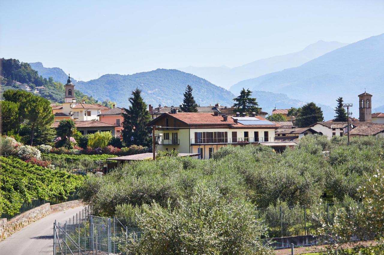 Agriturismo De Bas Riva del Garda Bilik gambar